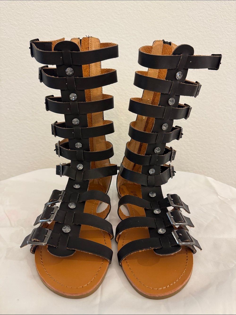 Wild Diva Black Gladiator Strappy Knee-High Sandals - Women's